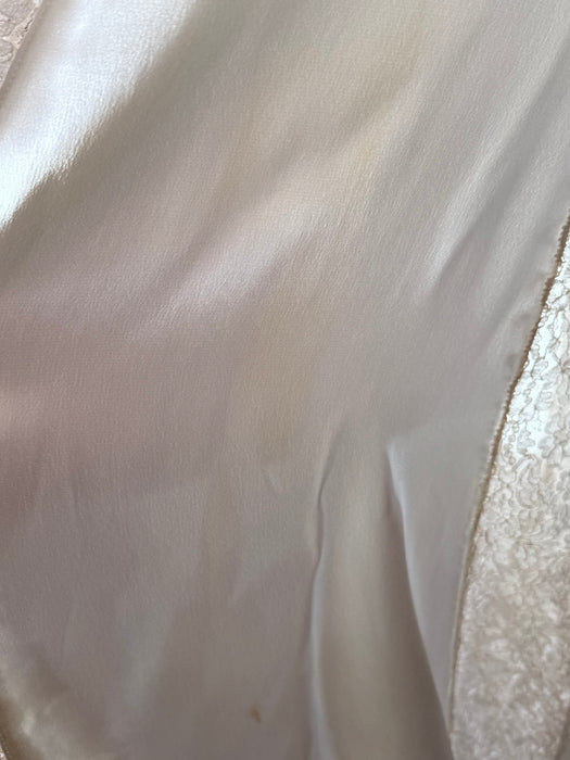 Sublime 1930’s Wedding Coat With Lace Insets and Train / SM
