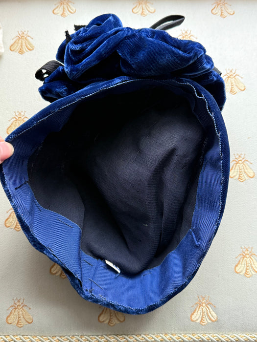 Fantastic 1930's Sapphire Blue Velvet Turban and Matching Handbag Set