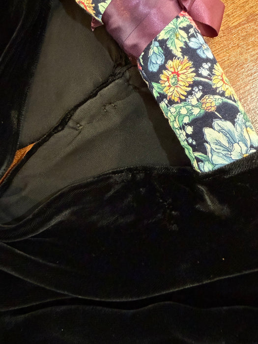 Elegant 1930's Black Silk Velvet Bias Cut Evening Gown / SM