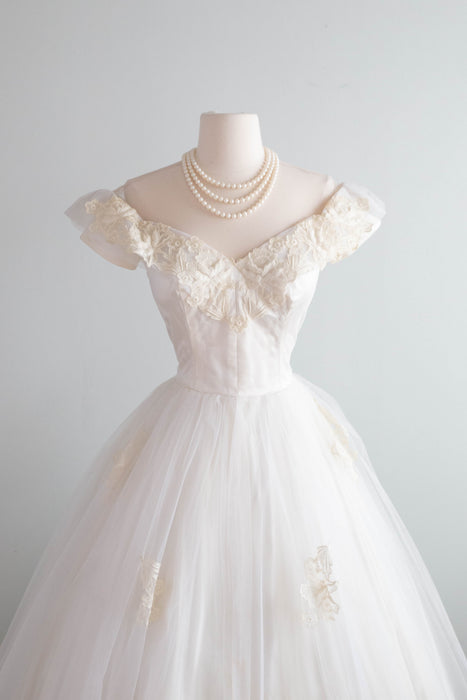 Exquisite Vintage 1950’s Ballet 🩰 Length Wedding Dress / S