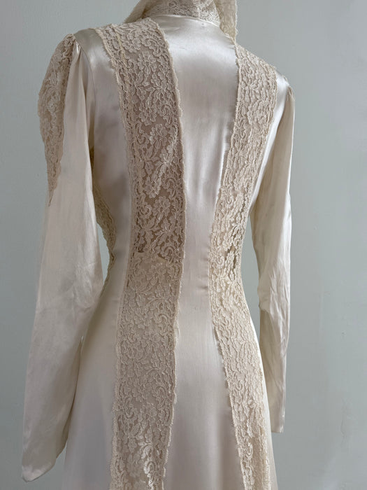 Sublime 1930’s Wedding Coat With Lace Insets and Train / SM