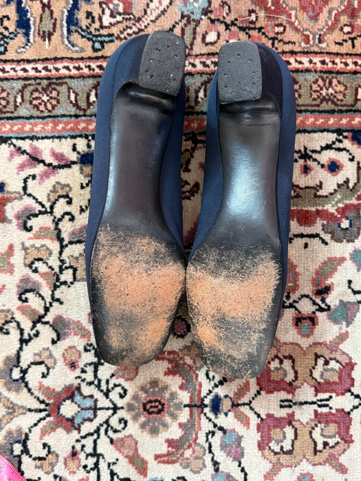 Elegant 1960's Navy Cabochon Heels From Saks. Fifth Ave. / 7a