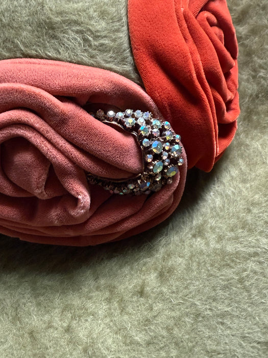 Wonderful 1950's Lazarus Paris-Cincinnati Chartreuse Felt Hat With Velvet Rosettes / 22