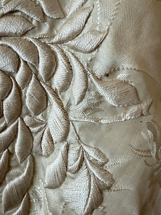 Rare & Extraordinary 1920's Chinese Robe - Ivory Silk Damask With Hand Embroidered Chrysanthemums / OS