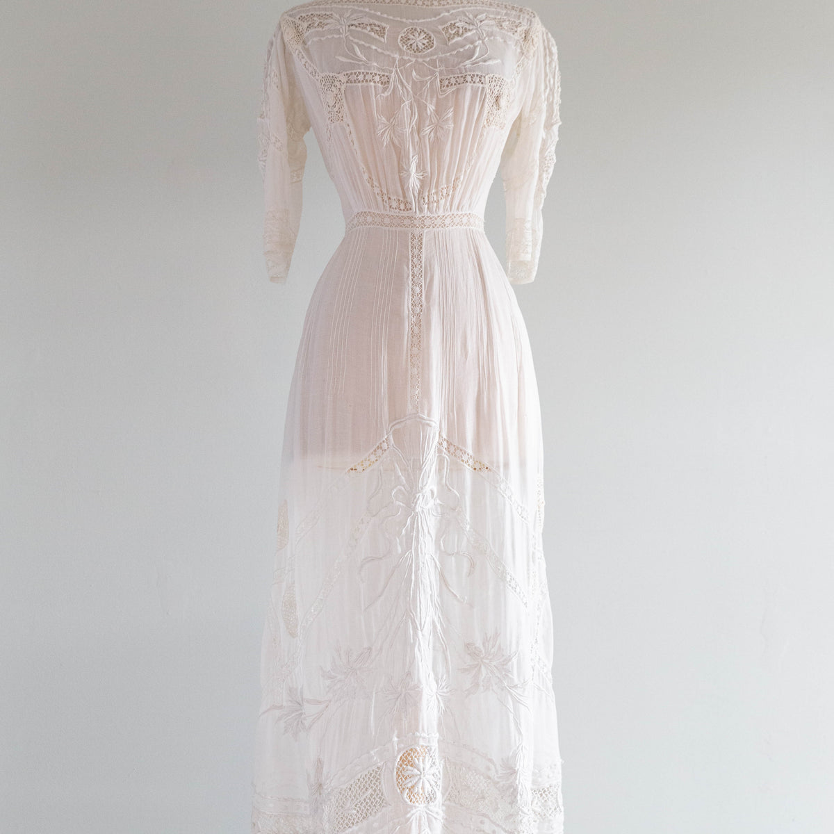 Extraordinary Antique Edwardian Hand Embroidered Wedding Gown / SM