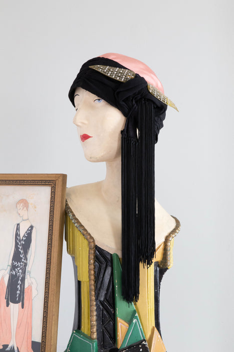 Stunning 1920’s Flapper Era Evening Cloche Fringe / 22 1/2