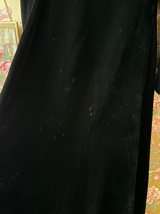 Old Hollywood Glamorous 1930's Black Velvet Evening Coat With Gold Sequin Embroidery / SM