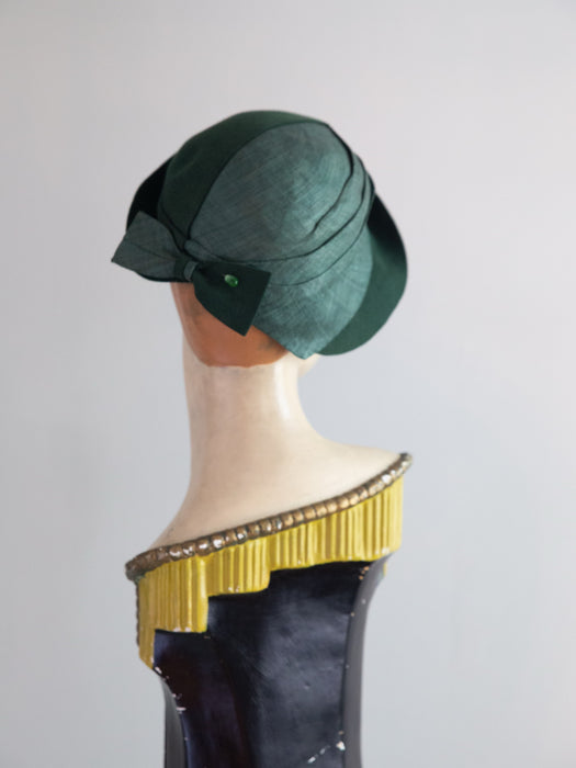 Rare 1920's Harbelé Original, Hollywood Evergreen Fine-Woven Straw and Felt Cloche