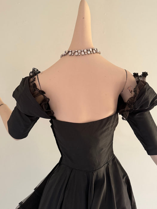 Gorgeous 1950’s Hattie Carnegie Black Silk Taffeta Cocktail Dress / Small
