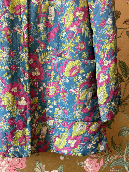 Fabulous 1940's Asian Novelty Print Quilted Lounge Jacket / M