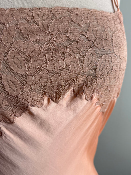 Sensuous 1930's Ballet Pink Silk Bias Cut Slip With Lace Trim / M
