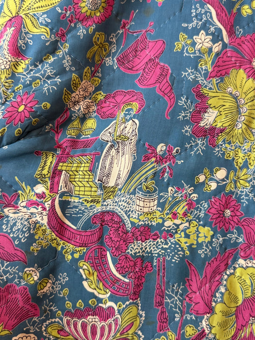 Fabulous 1940's Asian Novelty Print Quilted Lounge Jacket / M