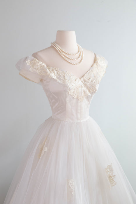 Exquisite Vintage 1950’s Ballet 🩰 Length Wedding Dress / S