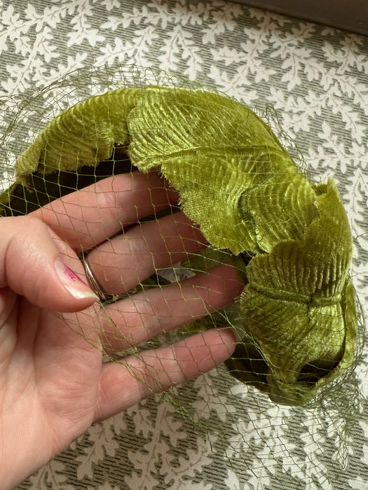 Marvelous 1950's Velvet Cabbage Leaf Cocktail Hat / OS