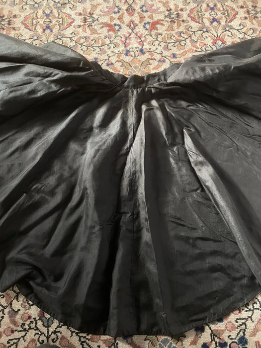 Elegant Antique Victorian Black Silk Faille Mourning Cape / Small