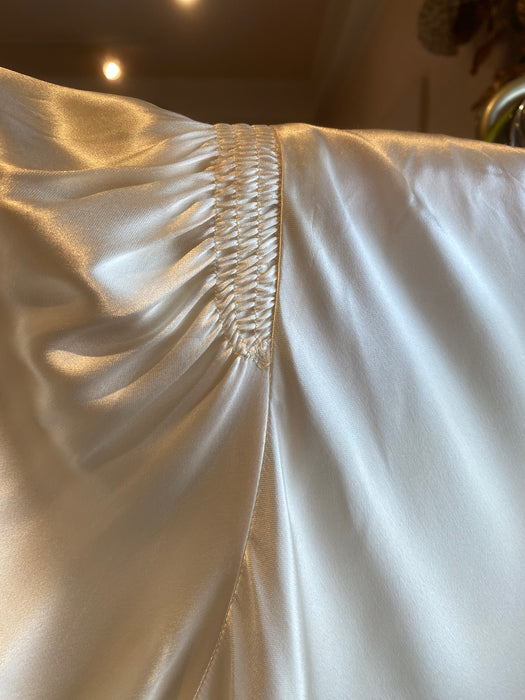 Impossibly Beautiful 1930's Liquid Satin Bias Cut Wedding Gown / Medium