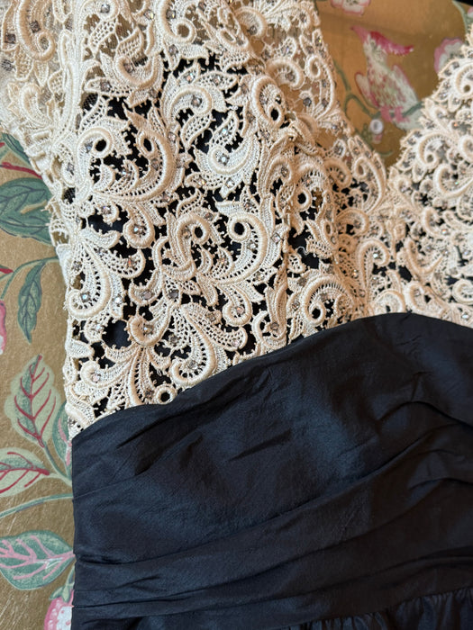 Exquisite Early 1950's Silk & Lace Evening Gown Attributed to Luna Karbo / SM