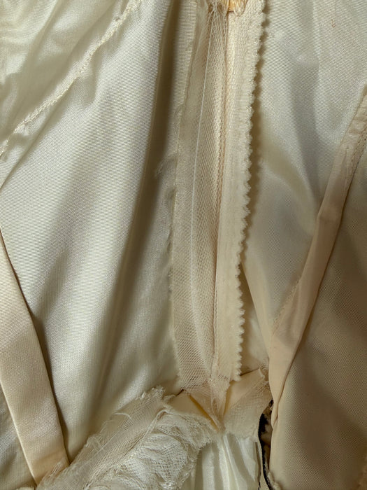 Stunning 1950's Cahill of Beverly Hills Ballet Length Wedding Dress / XS