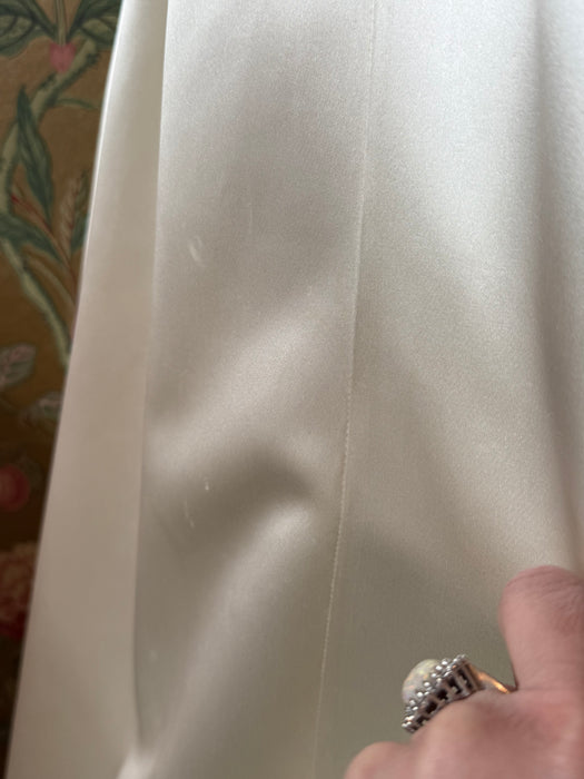 Luminous 1940's Slipper Satin Ivory Wedding Gown With Chapel Train / XS