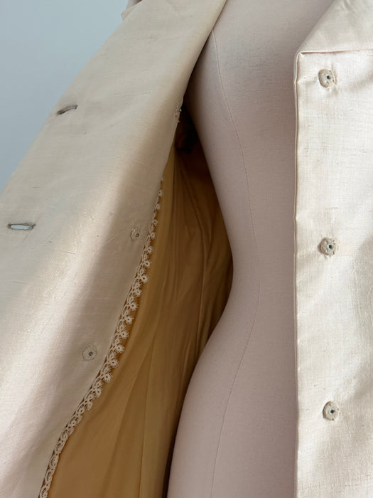Elegant 1960's Ivory Pearl Shantung Silk Couture Evening Coat / SM