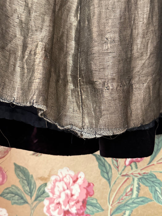 DECADENT Vintage Black Velvet Opera Coat Lined in Gold Lame / SM