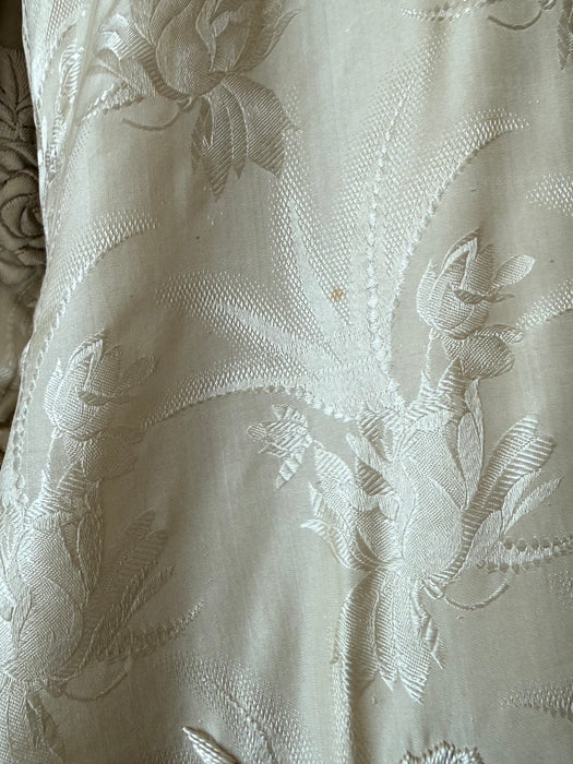 Rare & Extraordinary 1920's Chinese Robe - Ivory Silk Damask With Hand Embroidered Chrysanthemums / OS