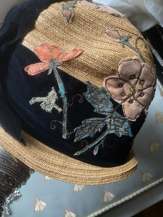 Beautiful 1920's Straw Cloche Hat With Velvet Floral Appliqués By Premier Importers