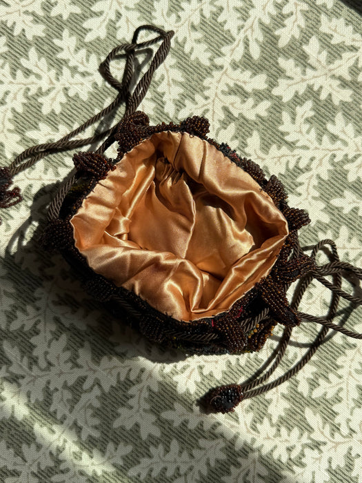 Beautiful 1920’s Hand Beaded Drawstring Hand Bag