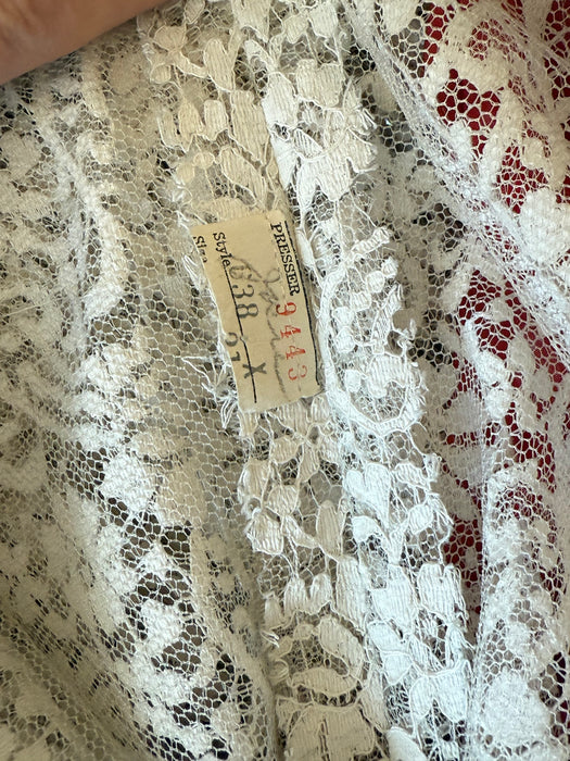 Stunning 1950's Ivory Lace Party Dress With Scarlet Sash & Sequins / Small