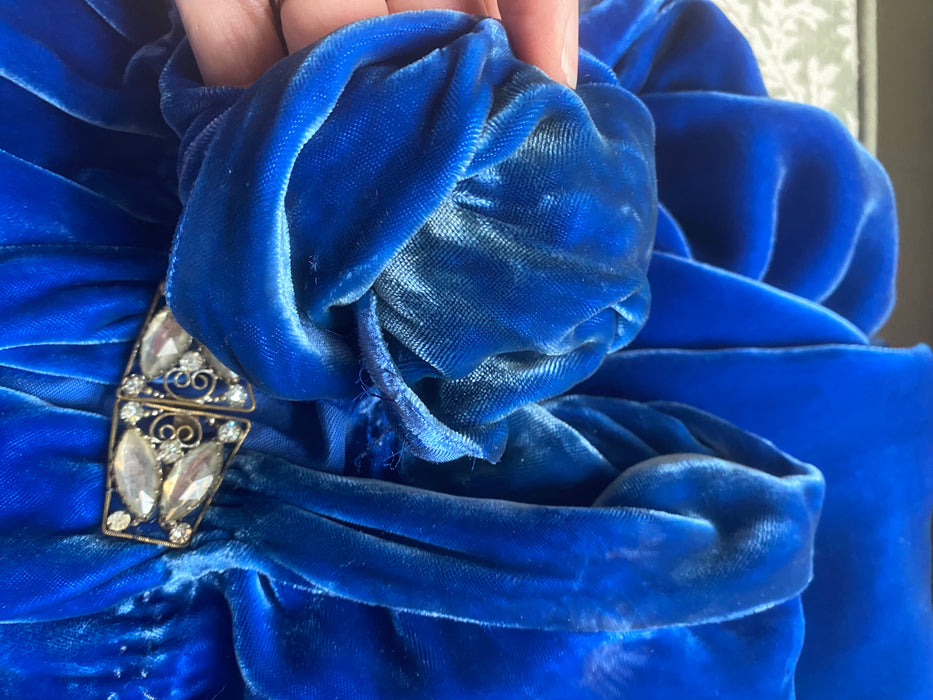 Stunning 1930's Sapphire Silk Velvet Evening Cape / OSFM