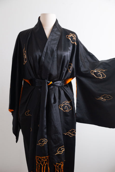 Fabulous Early 20th Century Japanese Export Silk Kimono Robe with Couched Gold Dragons / OS