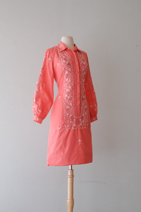 Adorable 1960's Floral Embroidered Salmon Shift Dress / Sz M