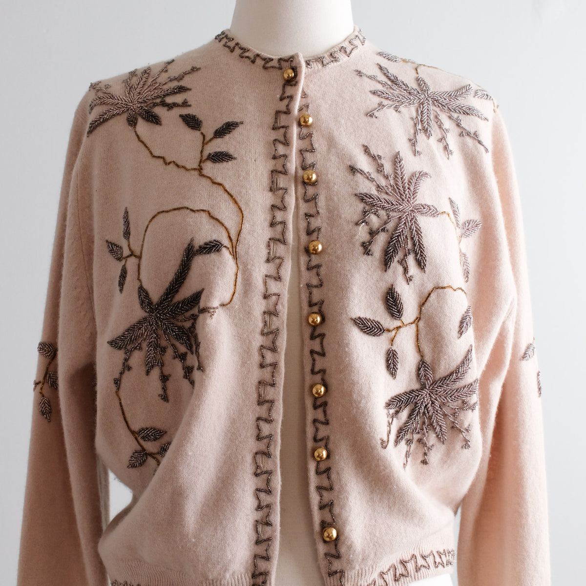 Stunning 1950 s Blush Taupe Wool Beaded Cadigan Sweater Sz ML