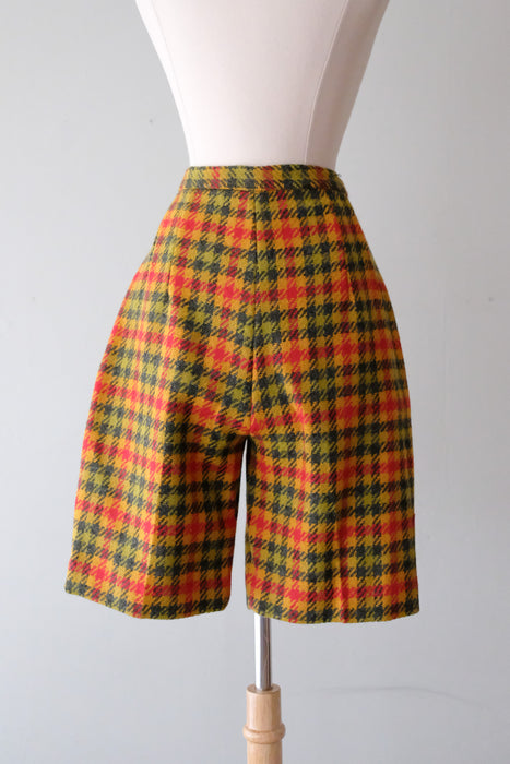 Playful 1960's Tricolored Plaid Wool Shorts By Jantzen / Sz Small