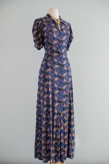 Vintage 1940's Plaid Floral Cotton Dressing Gown / M