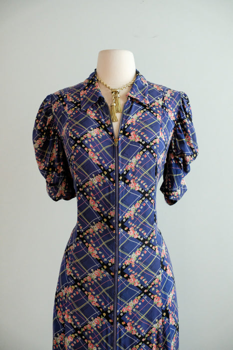 Vintage 1940's Plaid Floral Cotton Dressing Gown / M