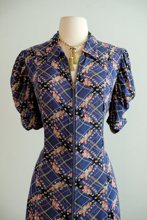 Vintage 1940's Plaid Floral Cotton Dressing Gown / M