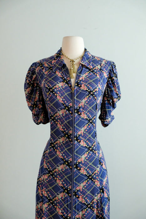 Vintage 1940's Plaid Floral Cotton Dressing Gown / M