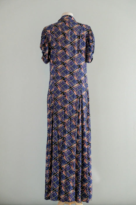 Vintage 1940's Plaid Floral Cotton Dressing Gown / M