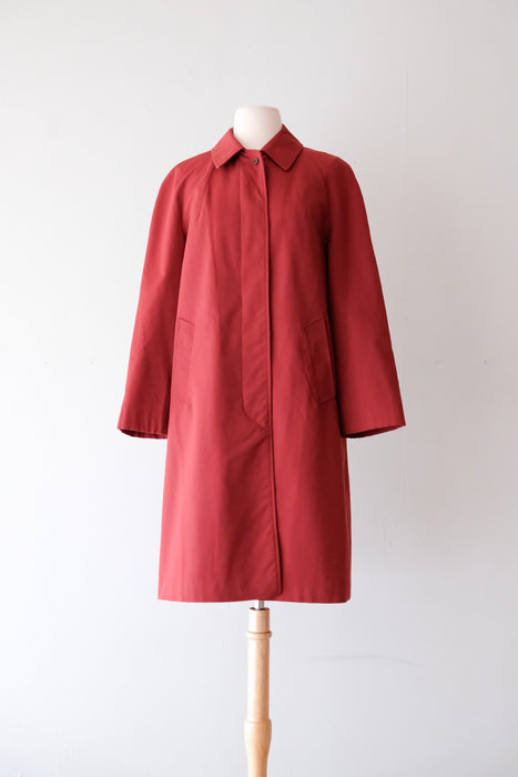 Minimalist 1960's Macintosh Brick Red Rain Coat / Sz M