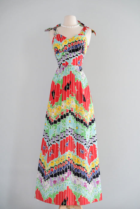 Vintage 1970's Bold Poppy Print Cotton Gown by Vera Mont Paris / S