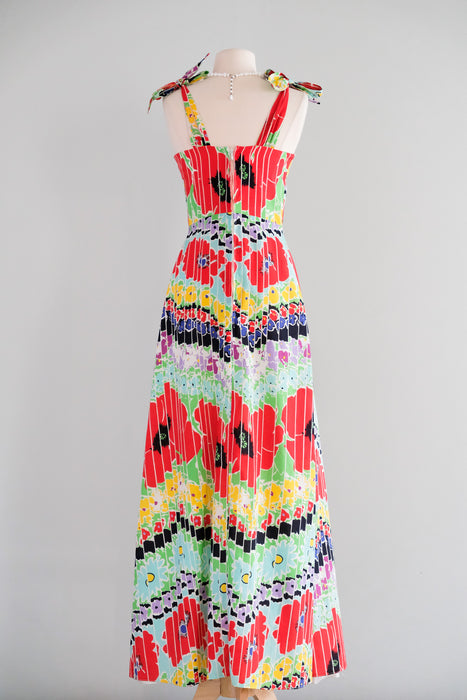 Vintage 1970's Bold Poppy Print Cotton Gown by Vera Mont Paris / S