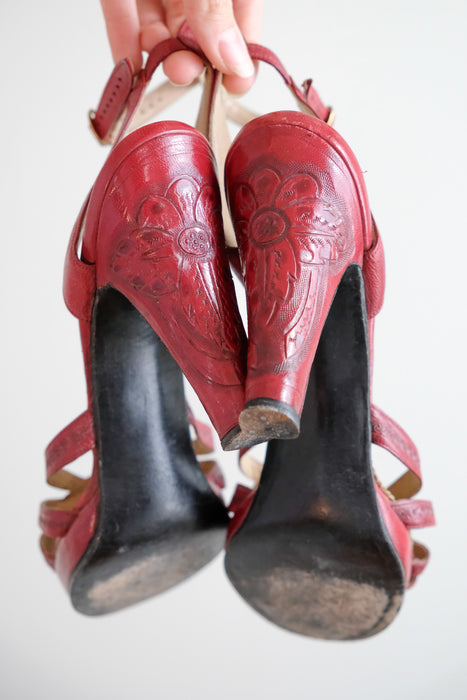 Incredible 1940's Hand Tooled Mexican Leather Platforms by Carol / Size 8