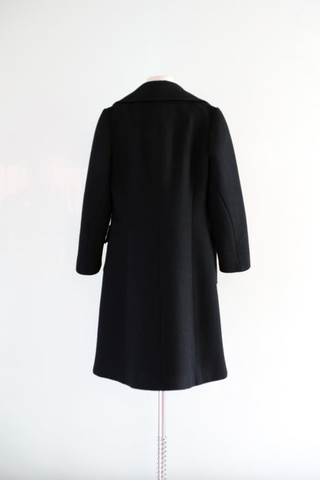 Chic 1960's Black Wool Overcoat Coat / Sz M