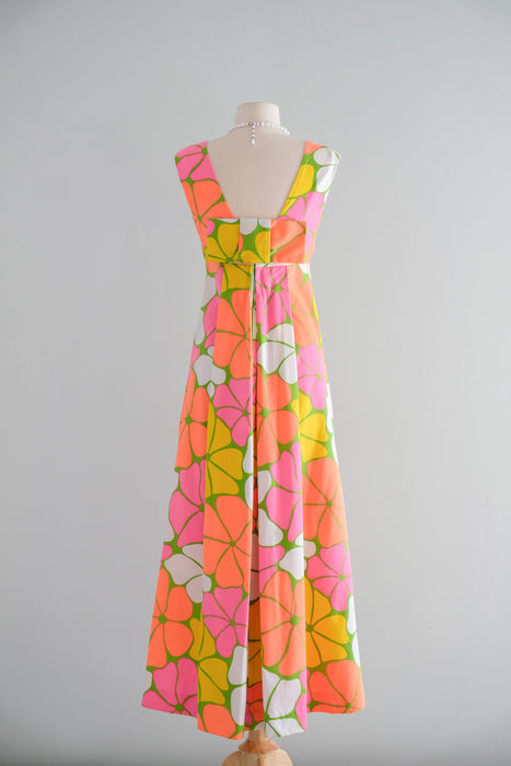 Vintage 1960's Spring Fling 🌺 Pink Floral Hawaiian Gown Aikane / XS