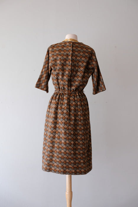 Fabulous 1960's Tri-Tone Diamond Print Wool Knit Wiggle Dress / Sz ML