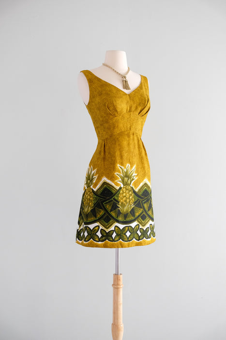 Vintage 1960's Pineapple 🍍 Hawaiian Dress by Island Casuals / S