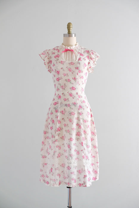 Vintage 1940's Ivory and Rose Cotton Lawn Dress / XS