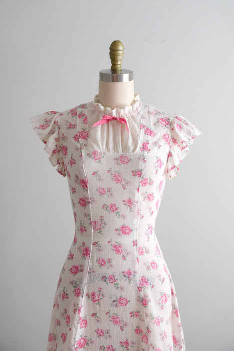 Vintage 1940's Ivory and Rose Cotton Lawn Dress / XS