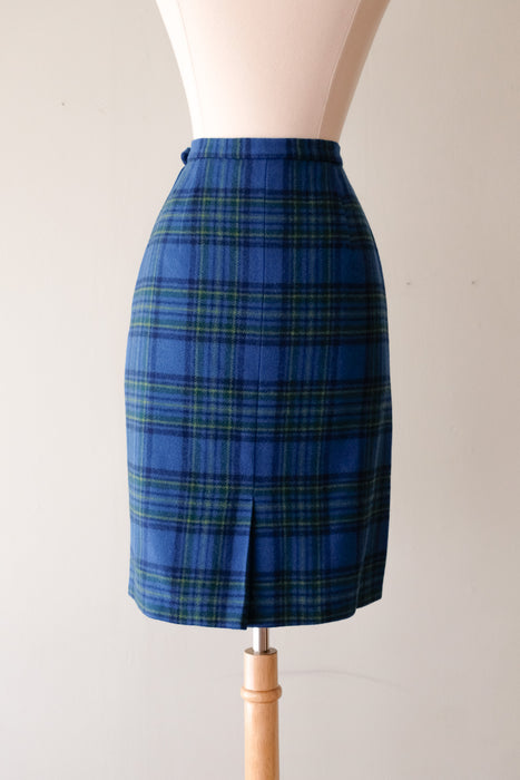 Perfect 1960's Lipman's Blue Plaid Wool Skirt / Sz S